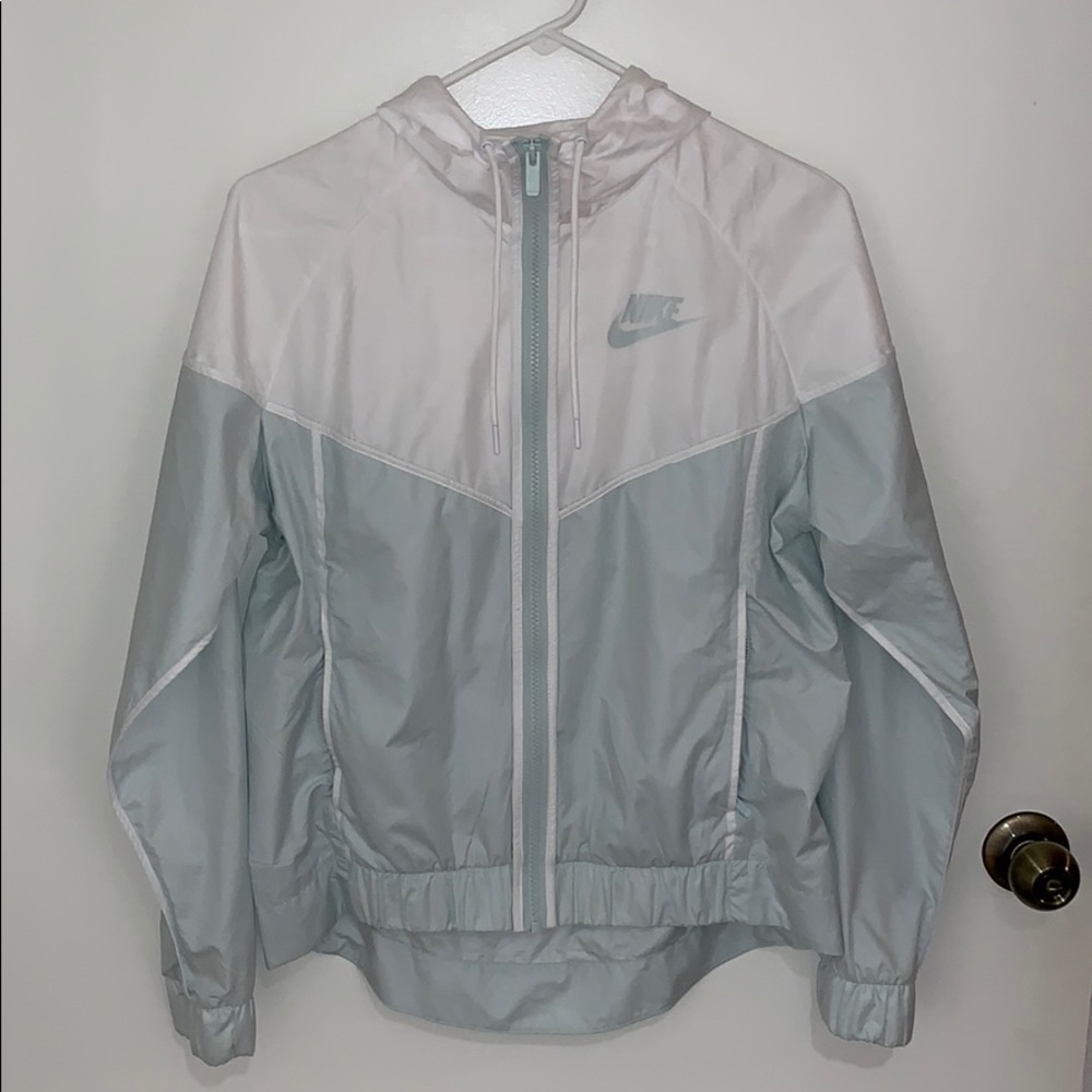 Nike windbreaker